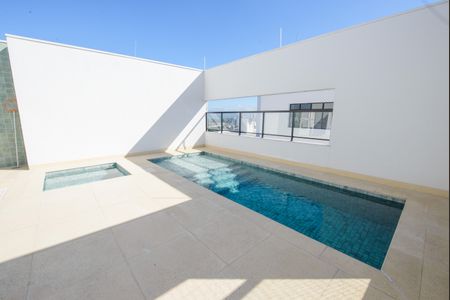 Apartamento para alugar com 116m², 3 quartos e 2 vagas Apartamento para alugar com 116m², 3 quartos e 2 vagasÁrea comum - Piscina
