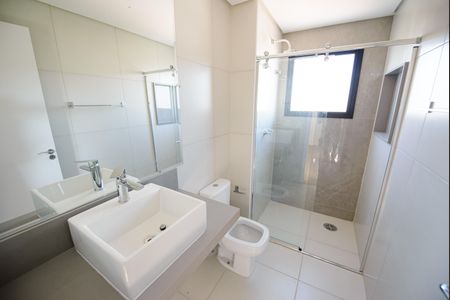 Apartamento para alugar com 116m², 3 quartos e 2 vagas Apartamento para alugar com 116m², 3 quartos e 2 vagasBanheiro da Suíte