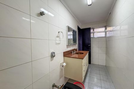 Casa à venda com 145m², 3 quartos e 2 vagasBanheiro
