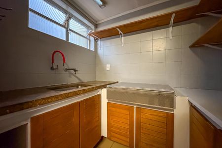 Casa à venda com 145m², 3 quartos e 2 vagasCozinha