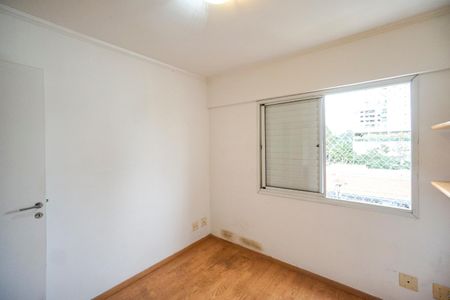Apartamento à venda com 120m², 3 quartos e 2 vagasQuarto 02