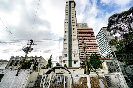 Apartamento à venda com 120m², 3 quartos e 2 vagasFachada