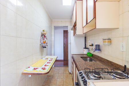 Apartamento para alugar com 74m², 2 quartos e 1 vagaCozinha