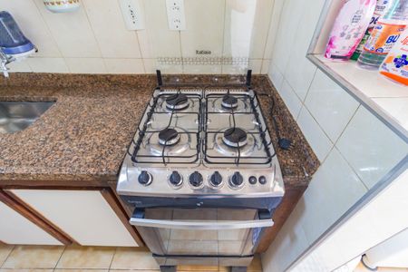 Apartamento para alugar com 74m², 2 quartos e 1 vagaDetalhe - Cozinha