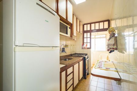 Apartamento para alugar com 74m², 2 quartos e 1 vagaCozinha