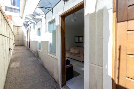 Casa de condomínio à venda com 80m², 2 quartos e 1 vagaÁrea comum