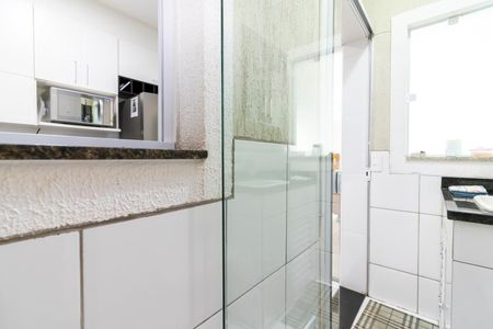 Casa de condomínio à venda com 80m², 2 quartos e 1 vagaÁrea de Serviço