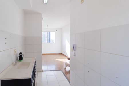 Apartamento à venda com 39m², 2 quartos e 1 vaga Apartamento à venda com 39m², 2 quartos e 1 vagaCozinha e Área de Serviço
