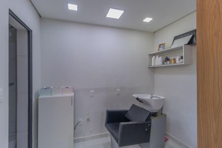 Casa à venda com 277m², 3 quartos e 3 vagas Casa à venda com 277m², 3 quartos e 3 vagasÁrea comum - Salão de beleza