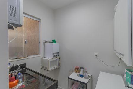 Casa à venda com 277m², 3 quartos e 3 vagas Casa à venda com 277m², 3 quartos e 3 vagasÁrea comum - Salão de beleza - Cozinha