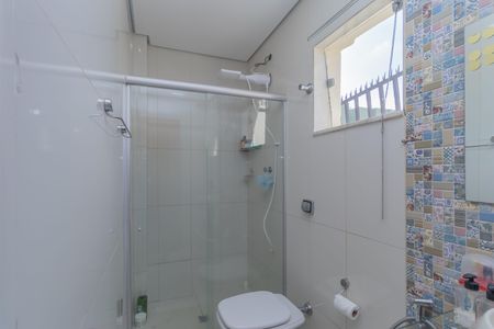 Casa à venda com 277m², 3 quartos e 3 vagas Casa à venda com 277m², 3 quartos e 3 vagasBanheiro 2