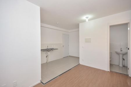 Sala de apartamento para alugar com 2 quartos, 42m² em Jardim Maria Duarte, São Paulo
