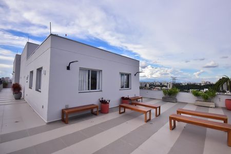 Apartamento à venda com 42m², 2 quartos e sem vaga Apartamento à venda com 42m², 2 quartos e sem vagaCobertura