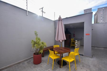 Apartamento à venda com 42m², 2 quartos e sem vaga Apartamento à venda com 42m², 2 quartos e sem vagaChurrasqueira