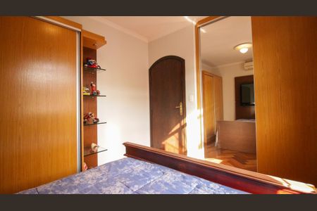 Casa à venda com 300m², 3 quartos e 2 vagasQuarto 2