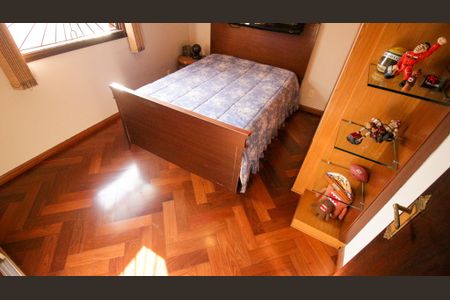 Casa à venda com 300m², 3 quartos e 2 vagasQuarto 2