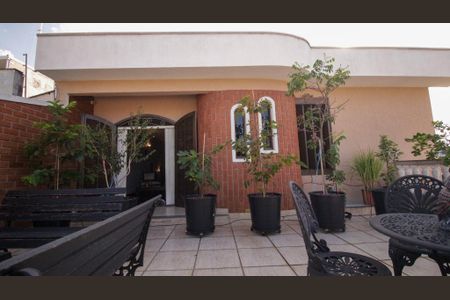 Casa à venda com 300m², 3 quartos e 2 vagasVaranda