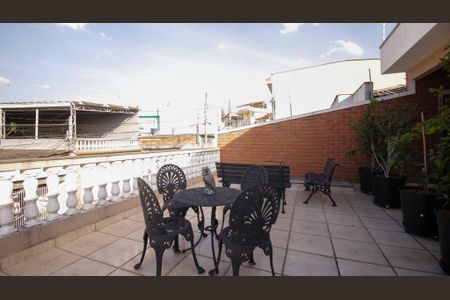 Casa à venda com 300m², 3 quartos e 2 vagasVaranda