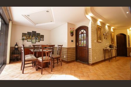 Casa à venda com 300m², 3 quartos e 2 vagasSala de Jantar