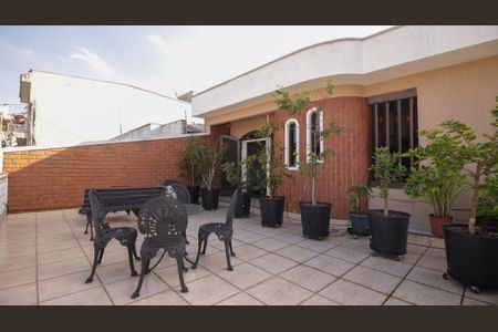 Casa à venda com 300m², 3 quartos e 2 vagasVaranda