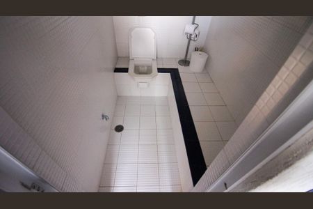 Casa à venda com 300m², 3 quartos e 2 vagasLavabo 