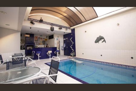 Casa à venda com 300m², 3 quartos e 2 vagasPiscina