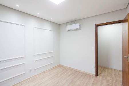 Casa para alugar com 155m², 5 quartos e 1 vaga Casa para alugar com 155m², 5 quartos e 1 vagaQuarto 2