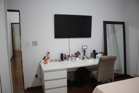 Casa à venda com 439m², 4 quartos e 4 vagasQuarto 1