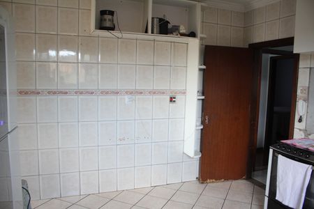 Casa à venda com 439m², 4 quartos e 4 vagasCozinha