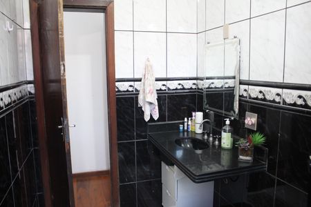 Casa à venda com 439m², 4 quartos e 4 vagasBanheiro