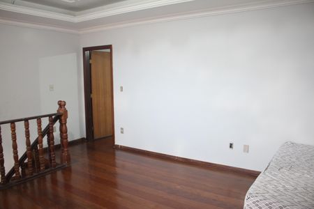 Casa à venda com 439m², 4 quartos e 4 vagasCobertura