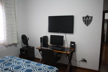 Casa à venda com 439m², 4 quartos e 4 vagasQuarto 3