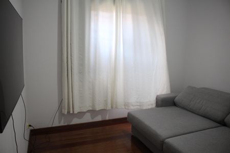 Casa à venda com 439m², 4 quartos e 4 vagasQuarto 2