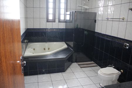 Casa à venda com 439m², 4 quartos e 4 vagasCobertura