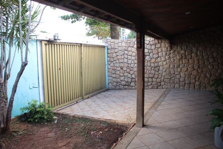 Casa à venda com 439m², 4 quartos e 4 vagasQuintal