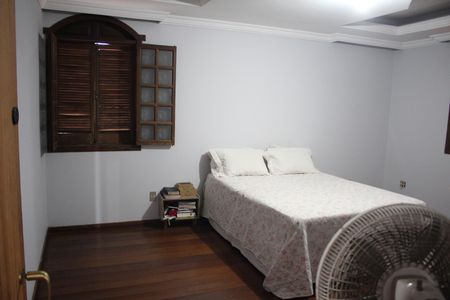 Casa à venda com 439m², 4 quartos e 4 vagasCobertura