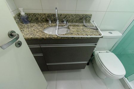 Studio para alugar com 33m², 1 quarto e sem vaga Studio para alugar com 33m², 1 quarto e sem vagaBanheiro Social