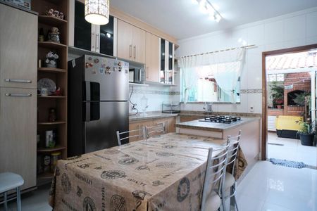 Casa à venda com 125m², 2 quartos e 2 vagasCopa