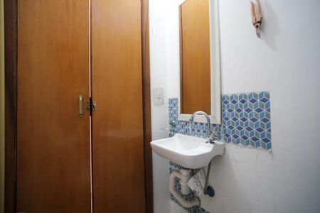 Casa à venda com 125m², 2 quartos e 2 vagasLavabo 