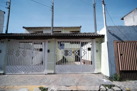 Casa à venda com 125m², 2 quartos e 2 vagasFachada