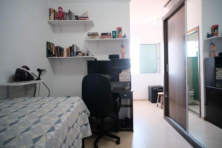Casa à venda com 125m², 2 quartos e 2 vagasQuarto 2