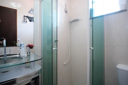 Casa à venda com 125m², 2 quartos e 2 vagasBanheiro Quarto