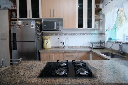 Casa à venda com 125m², 2 quartos e 2 vagasCozinha