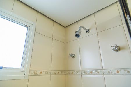 Apartamento à venda com 146m², 3 quartos e 3 vagas Apartamento à venda com 146m², 3 quartos e 3 vagasBanheiro Suíte 3