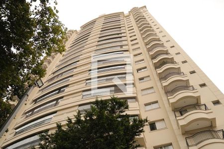 Apartamento à venda com 146m², 3 quartos e 3 vagas Apartamento à venda com 146m², 3 quartos e 3 vagasFachada