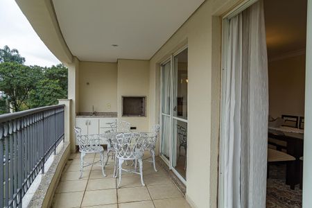 Apartamento à venda com 146m², 3 quartos e 3 vagas Apartamento à venda com 146m², 3 quartos e 3 vagasVaranda Sala