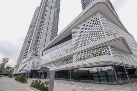 Apartamento para alugar com 265m², 3 quartos e 4 vagas Apartamento para alugar com 265m², 3 quartos e 4 vagasFachada