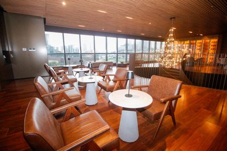 Apartamento para alugar com 265m², 3 quartos e 4 vagas Apartamento para alugar com 265m², 3 quartos e 4 vagasÁrea comum - Salão de festas