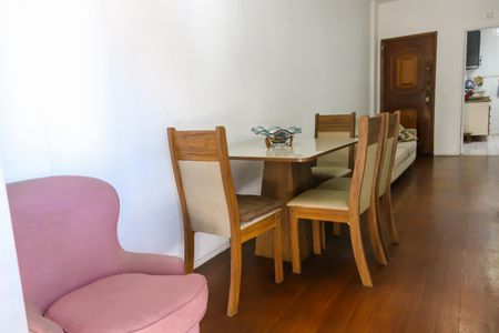 Apartamento à venda com 63m², 1 quarto e 1 vagaSala