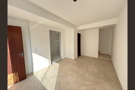 Casa para alugar com 62m², 2 quartos e 1 vagaSala